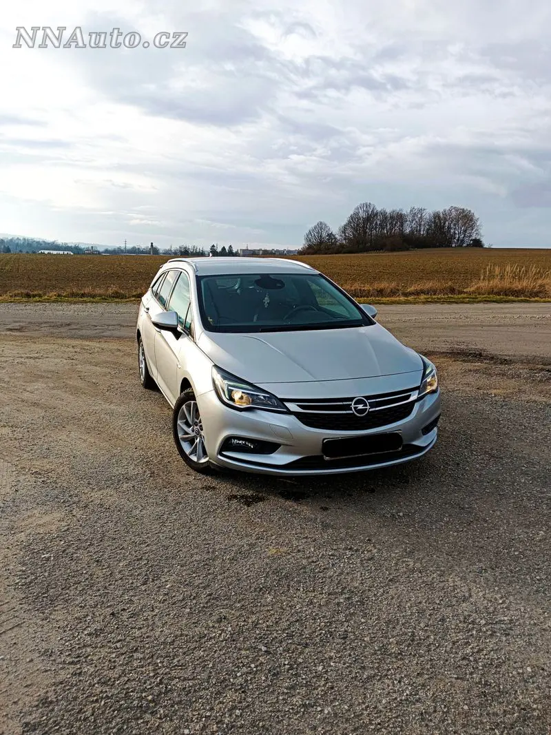 Opel Astra – foto 2