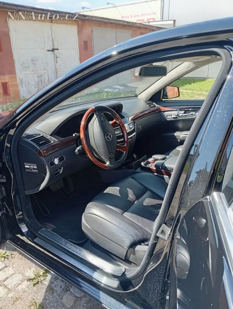 Mercedes-Benz S-Class 2008 – fotografie vozu