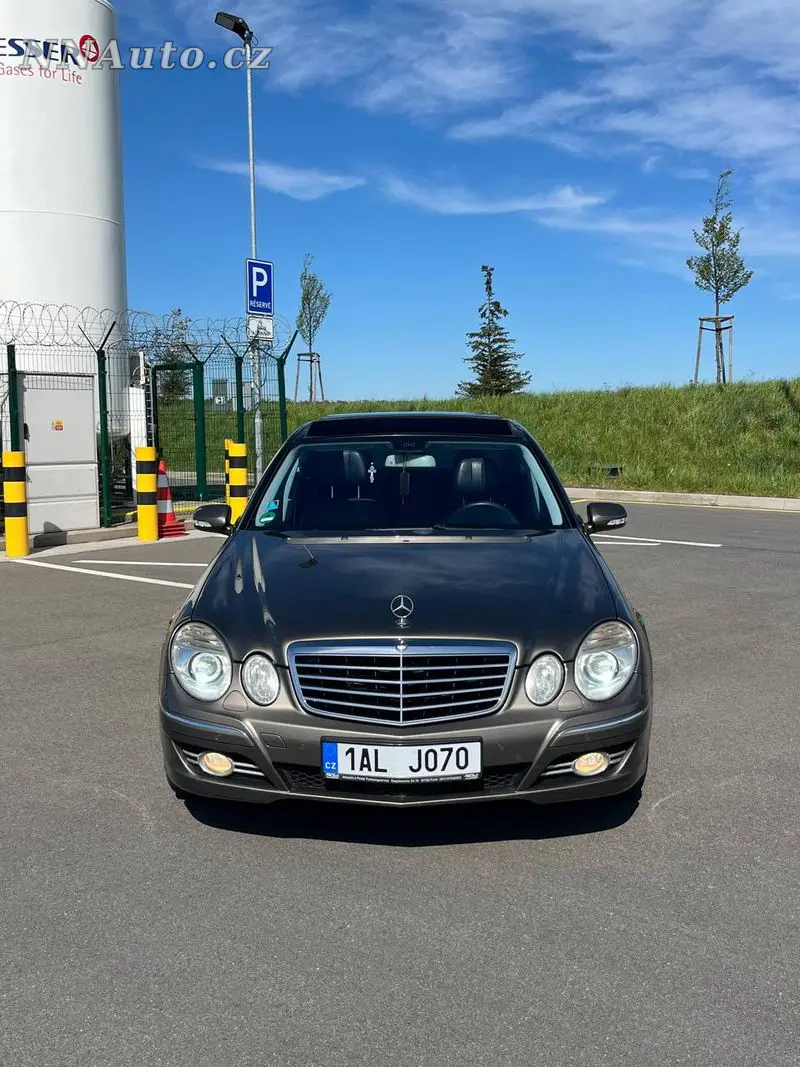 Mercedes-benz E-Class – foto 3