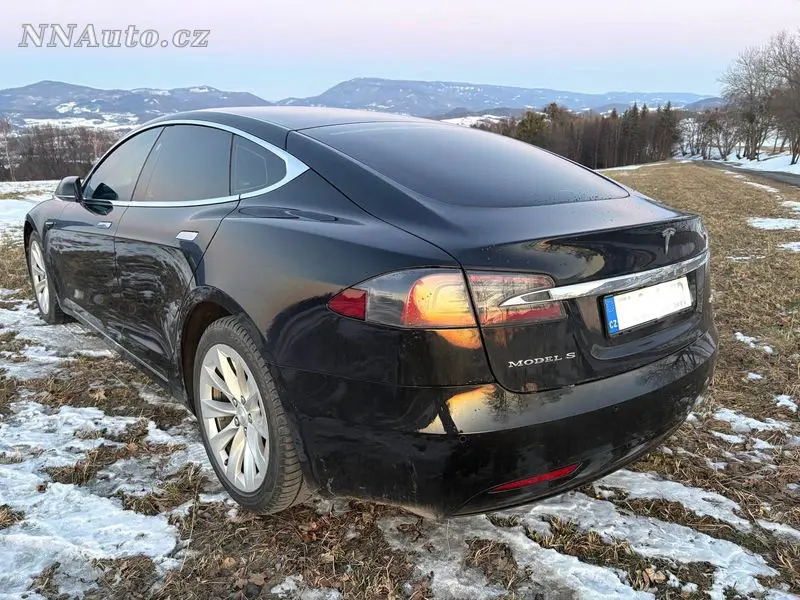 Tesla Model-S – foto 6