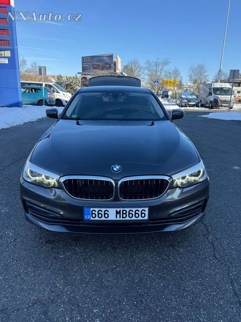 BMW 5-Series – foto 8