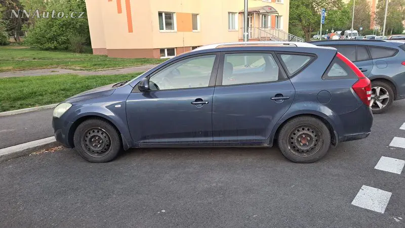 KIA Ceed – foto 2
