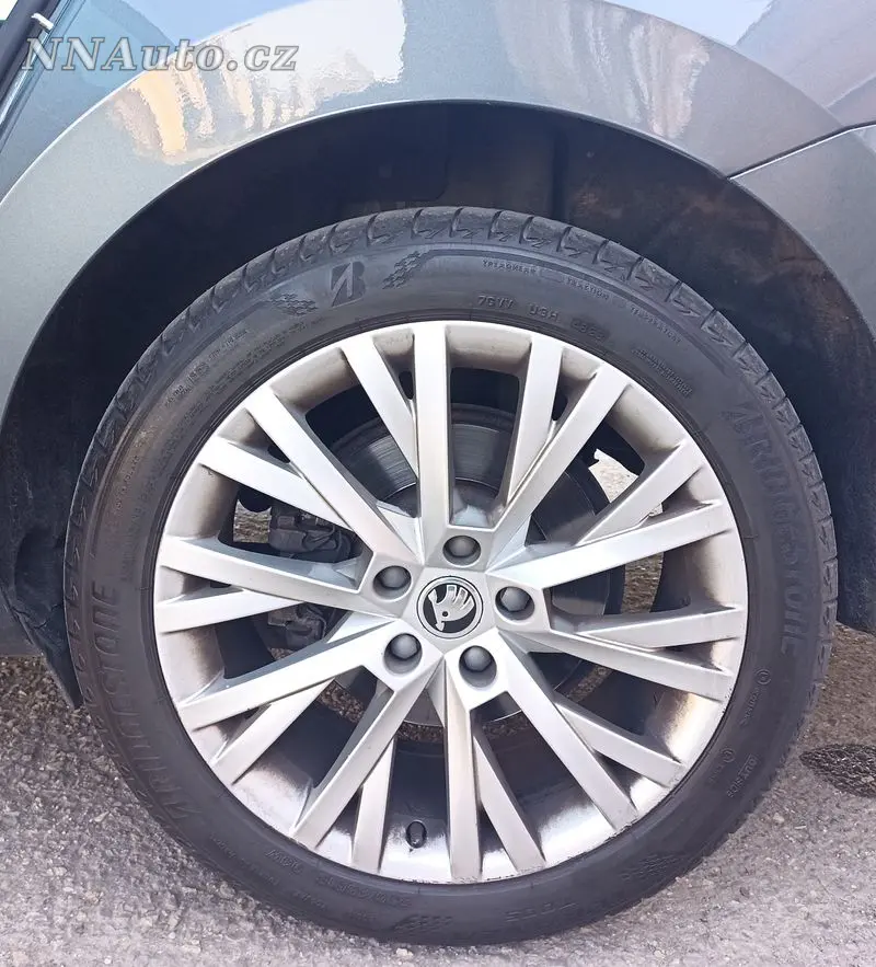 Skoda Superb – foto 10
