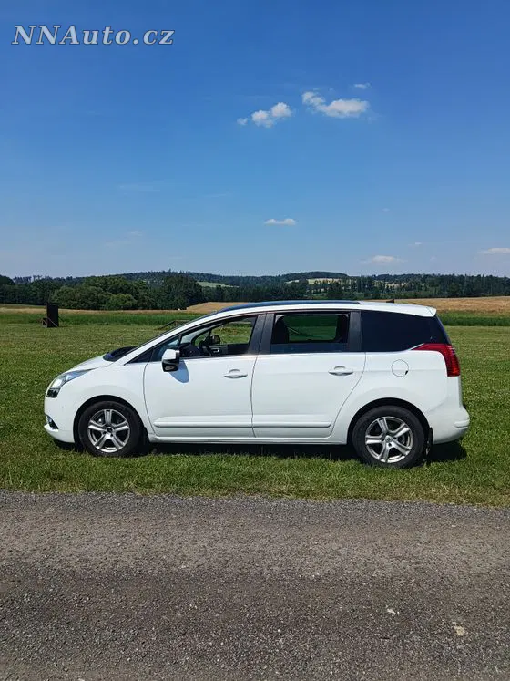 Peugeot 5008 2010 na prodej – hlavní fotografie
