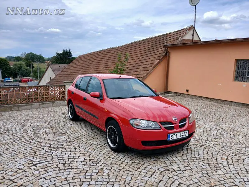 Nissan Altima 2005 – fotografie vozu