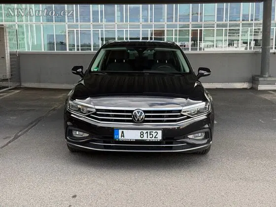 Volkswagen Passat Variant 2022 na prodej – hlavní fotografie