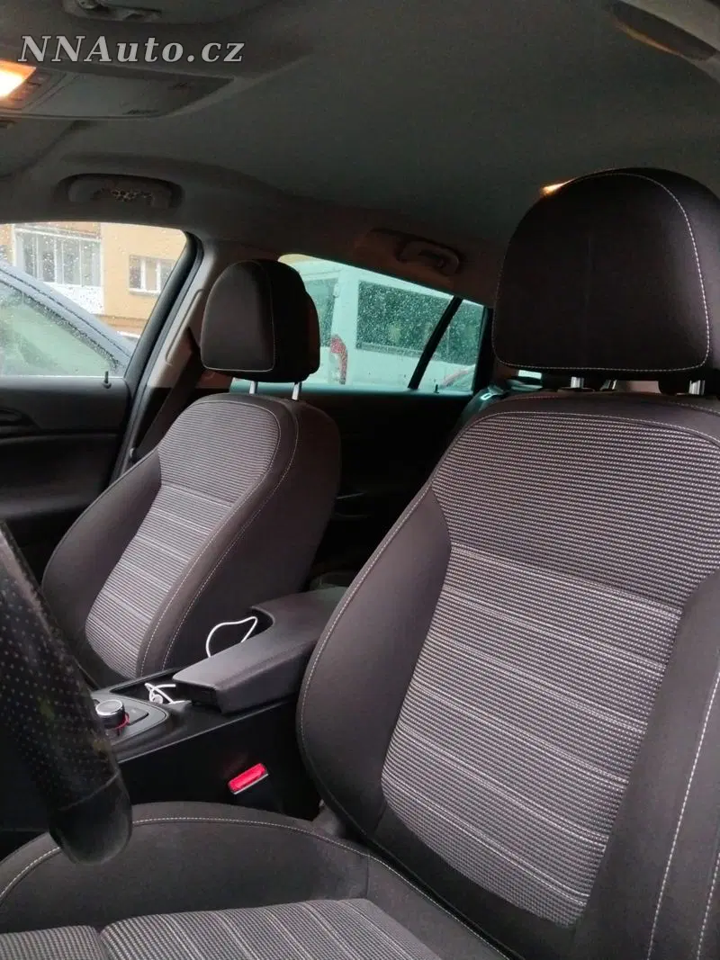 Opel Insignia 2010 – fotografie vozu