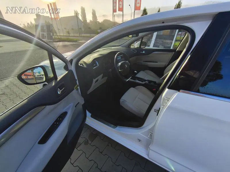 Citroën C4 2012 – fotografie vozu