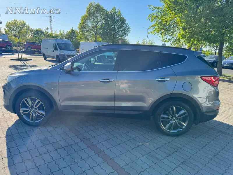 Hyundai Santa Fe 2013 – fotografie vozu
