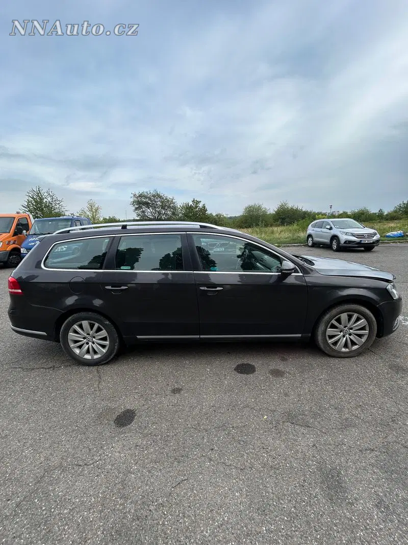 Volkswagen Passat 2011 – fotografie vozu