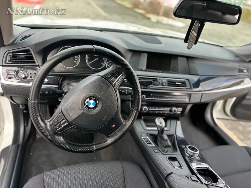 BMW 5-Series – foto 8
