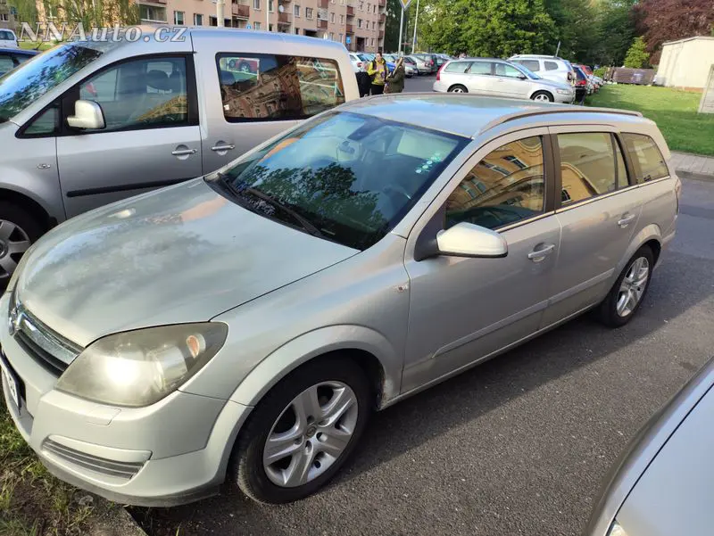 Opel Astra – foto 2