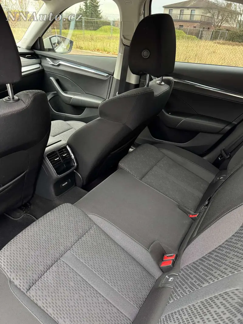 Skoda Octavia – foto 9