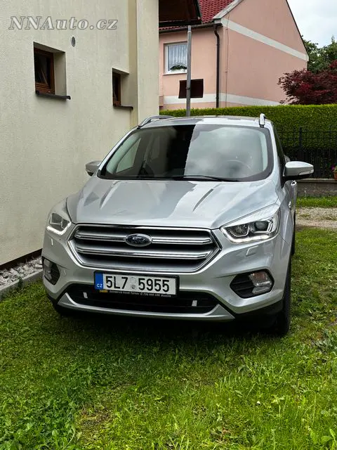Ford Kuga ST-Line 1.5 EcoBoost, r.v. 2018 – nebouraná, pravidelný servis 