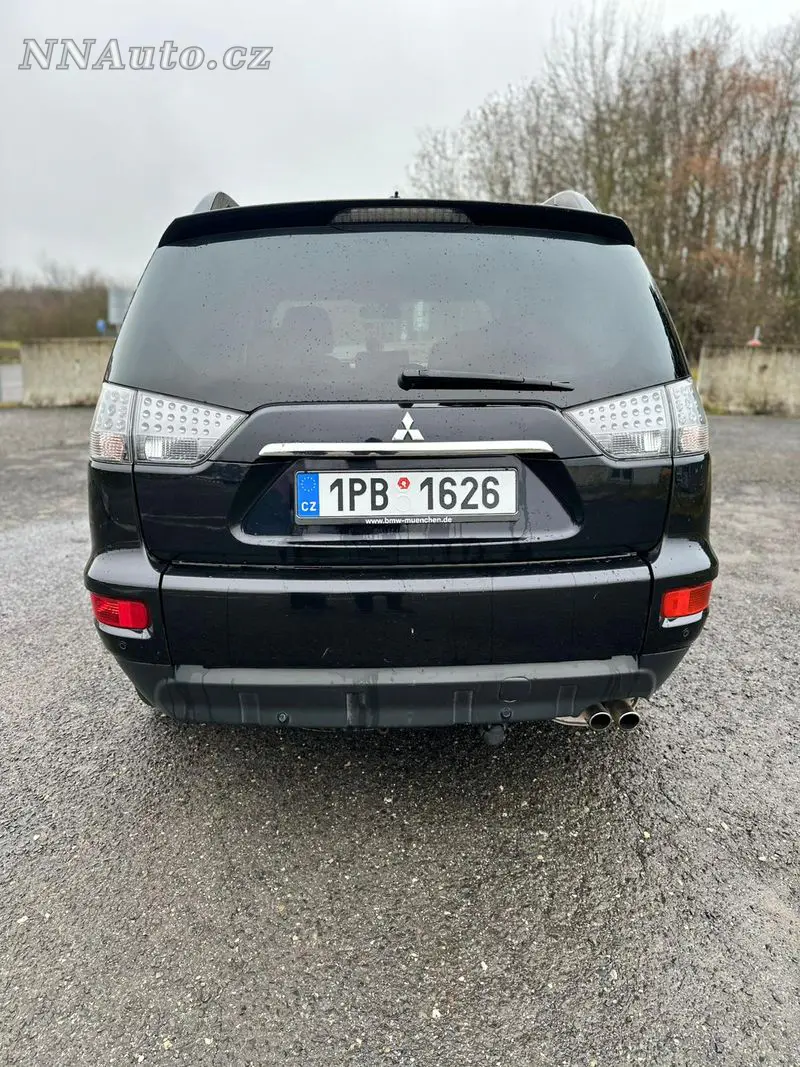 Mitsubishi Outlander – foto 2