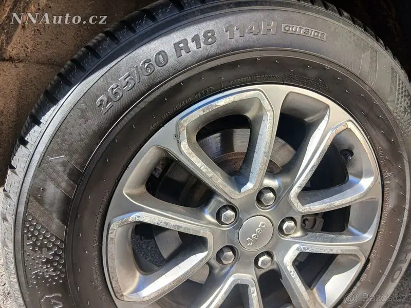 Jeep Grand Cherokee 2014 – fotografie vozu