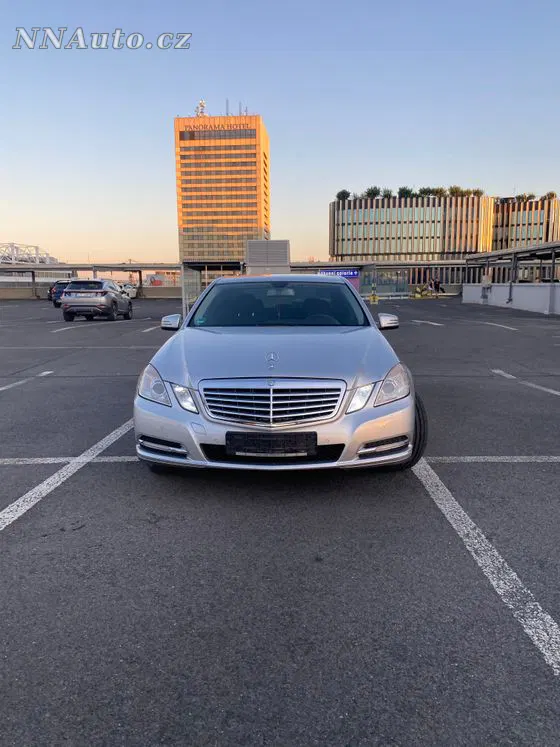 Mercedes-Benz E-Class 2009 na prodej – hlavní fotografie