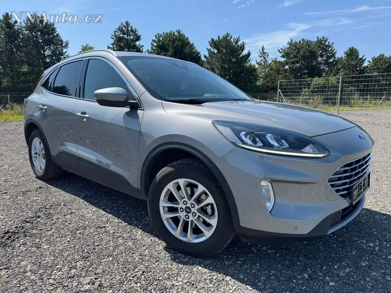 Ford Kuga 2023 – fotografie vozu