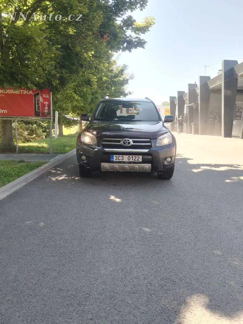 Toyota Rav4 – foto 5