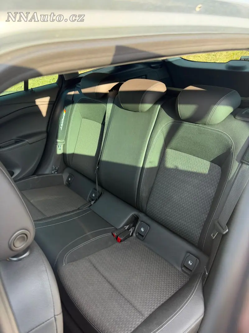 Opel Astra – foto 8