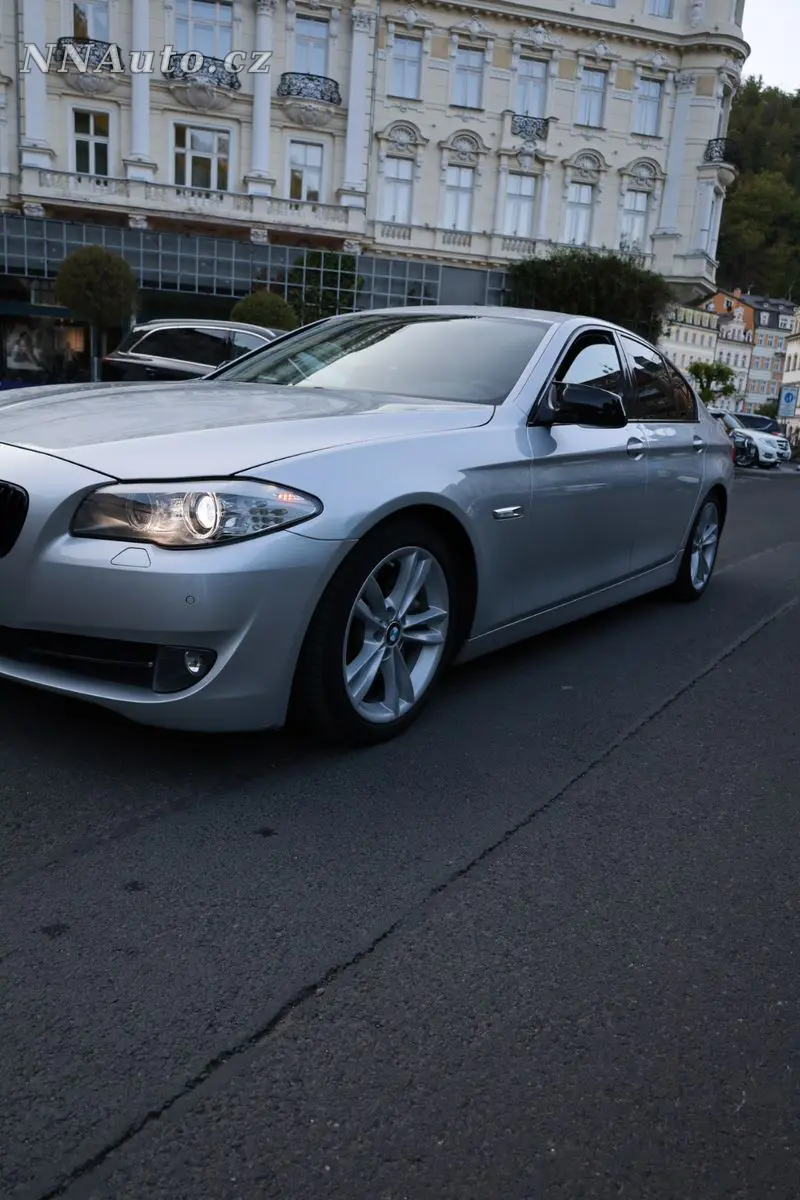 BMW 5-Series-Touring – foto 3