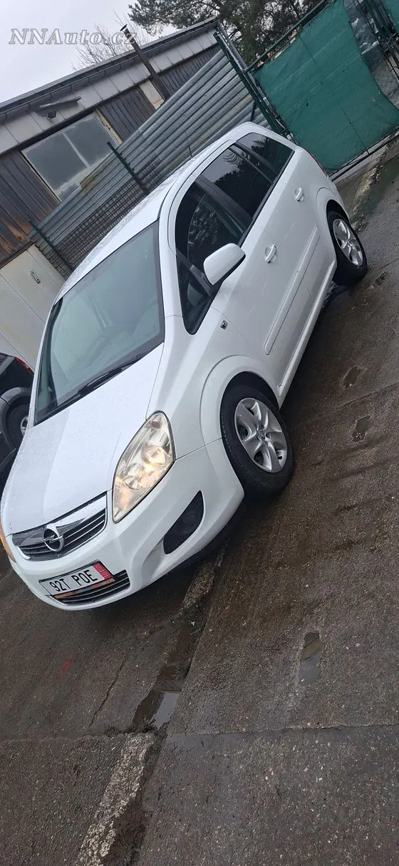 Opel Zafira 2010 na prodej – hlavní fotografie