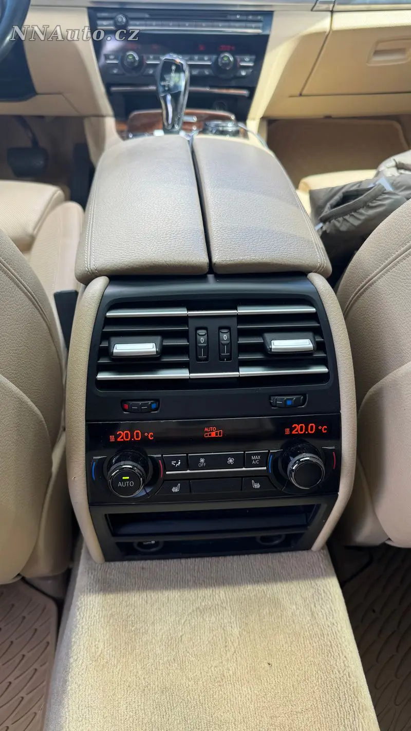 BMW 7 Series 2013 – fotografie vozu
