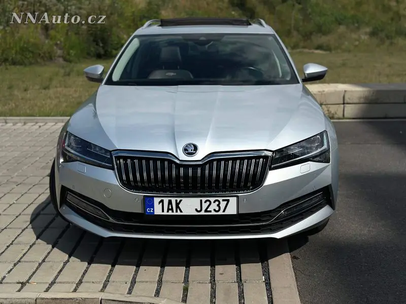 Skoda Superb – foto 2
