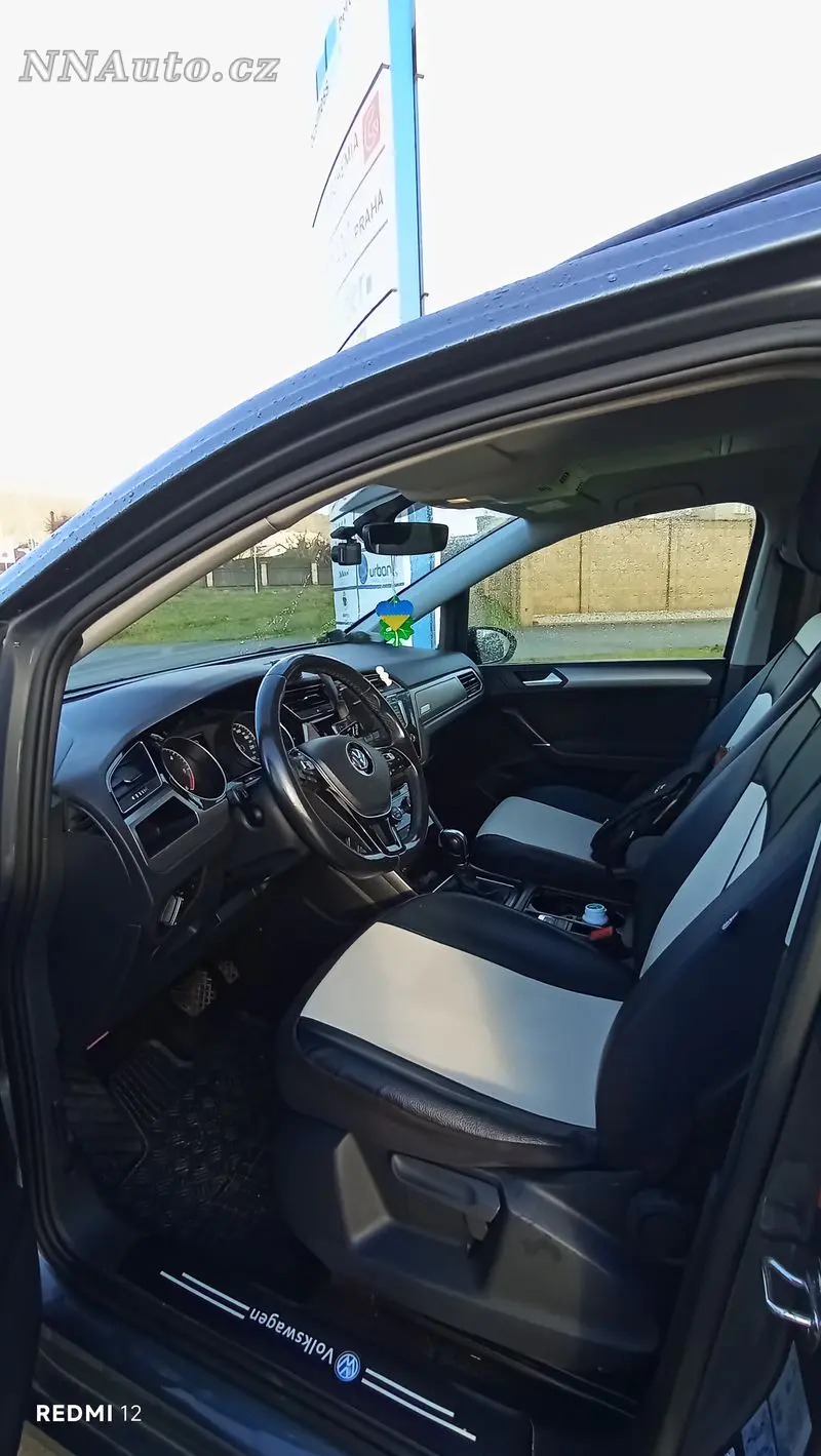 Volkswagen Touran – foto 4
