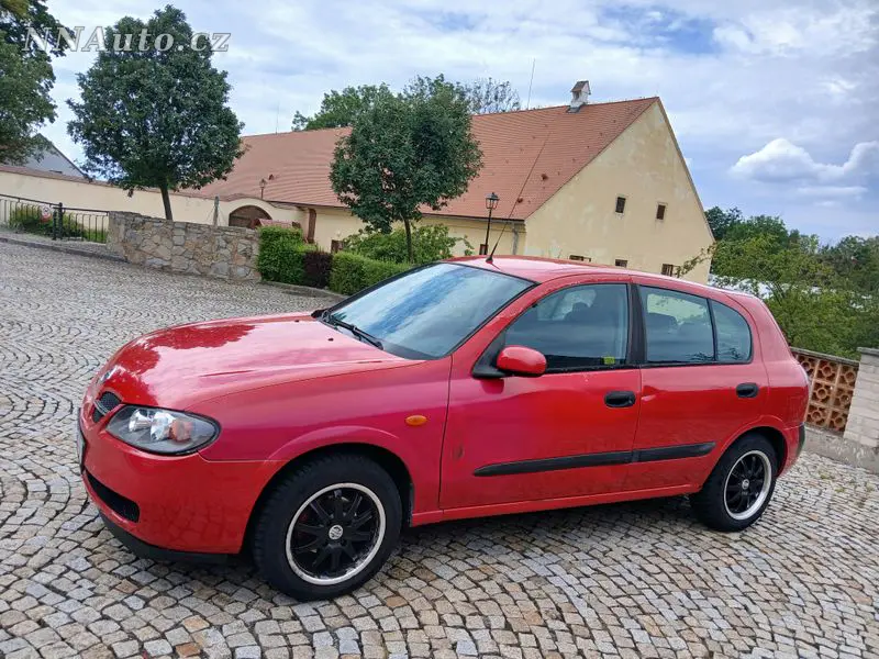 Nissan Altima 2005 – fotografie vozu