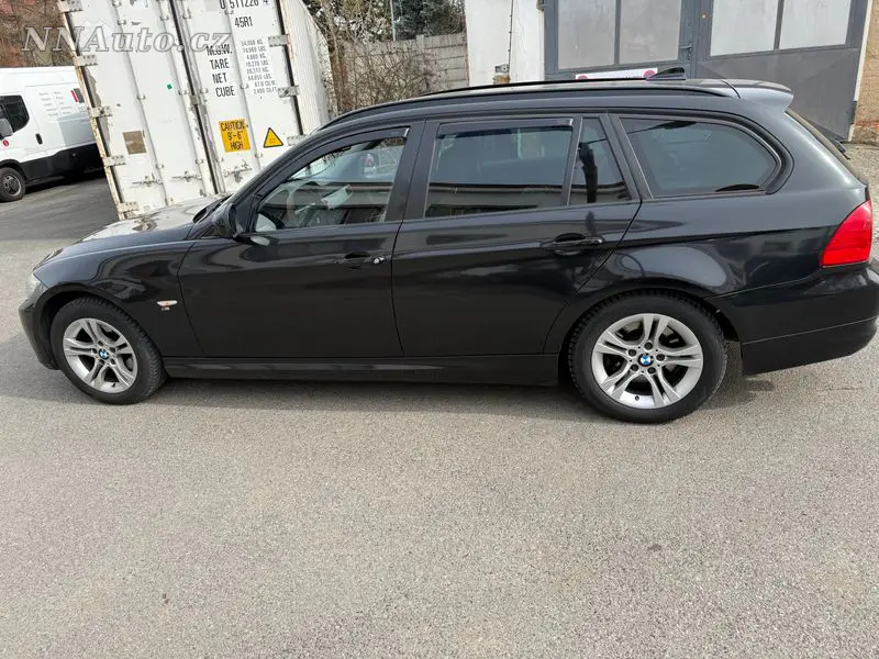 BMW 3-Series-Touring – foto 4