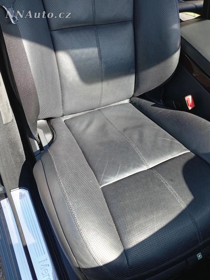 Mercedes-Benz S-Class 2008 – fotografie vozu