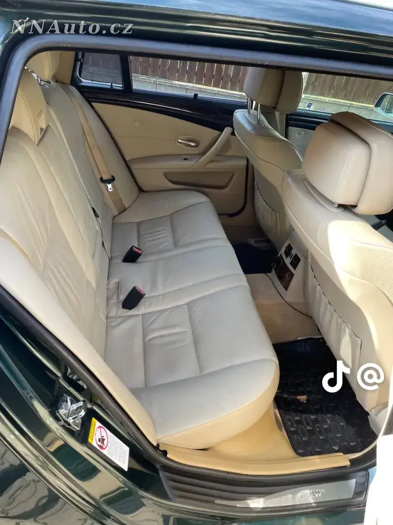 BMW 5-Series-Touring – foto 7