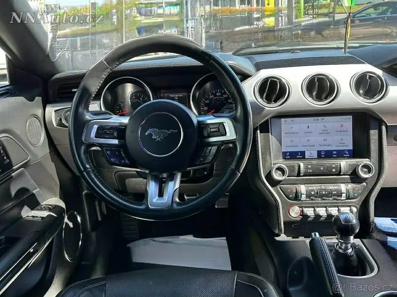 Ford Mustang – foto 5
