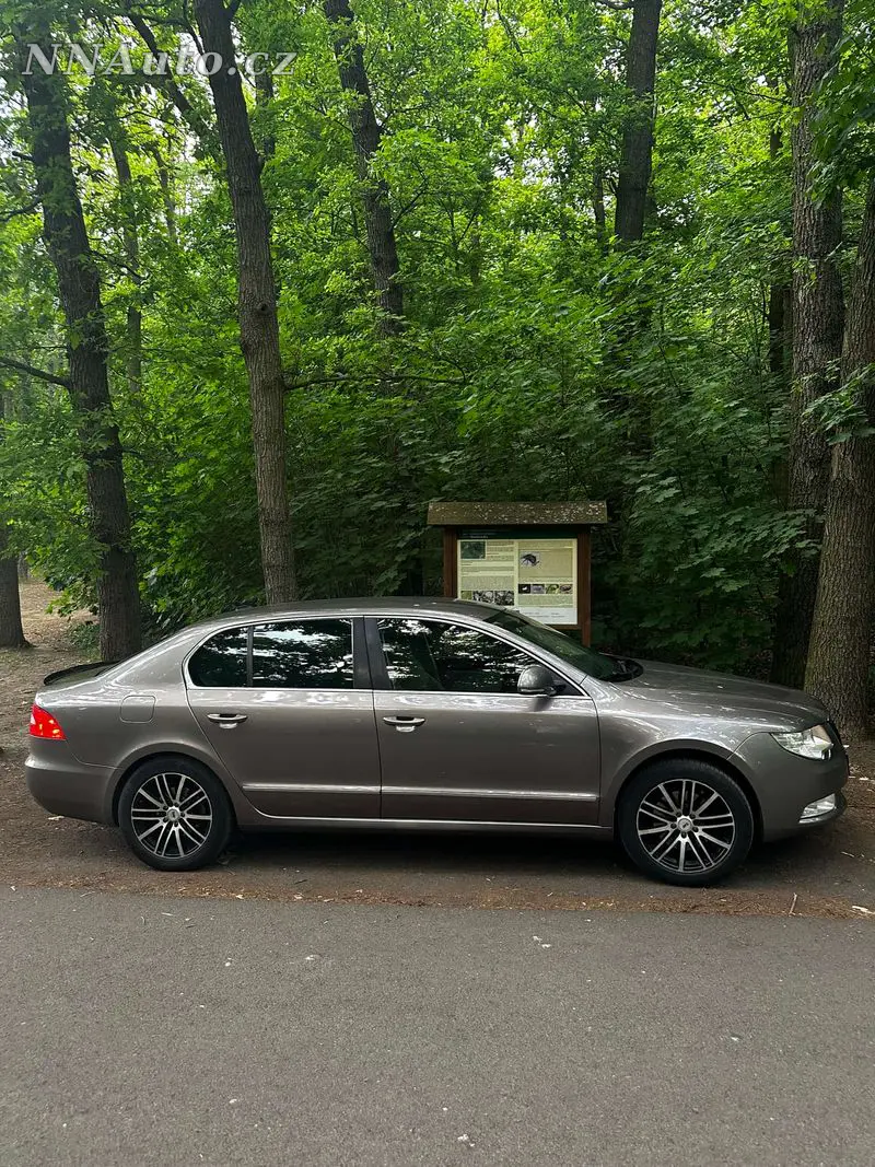 Skoda Superb – foto 2