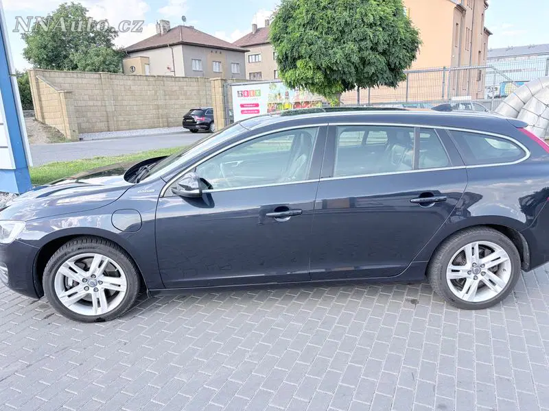 Volvo V60 2015 – fotografie vozu