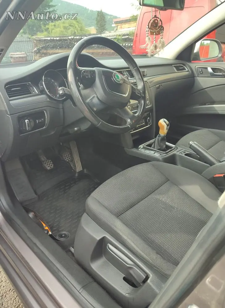 Skoda Superb – foto 8
