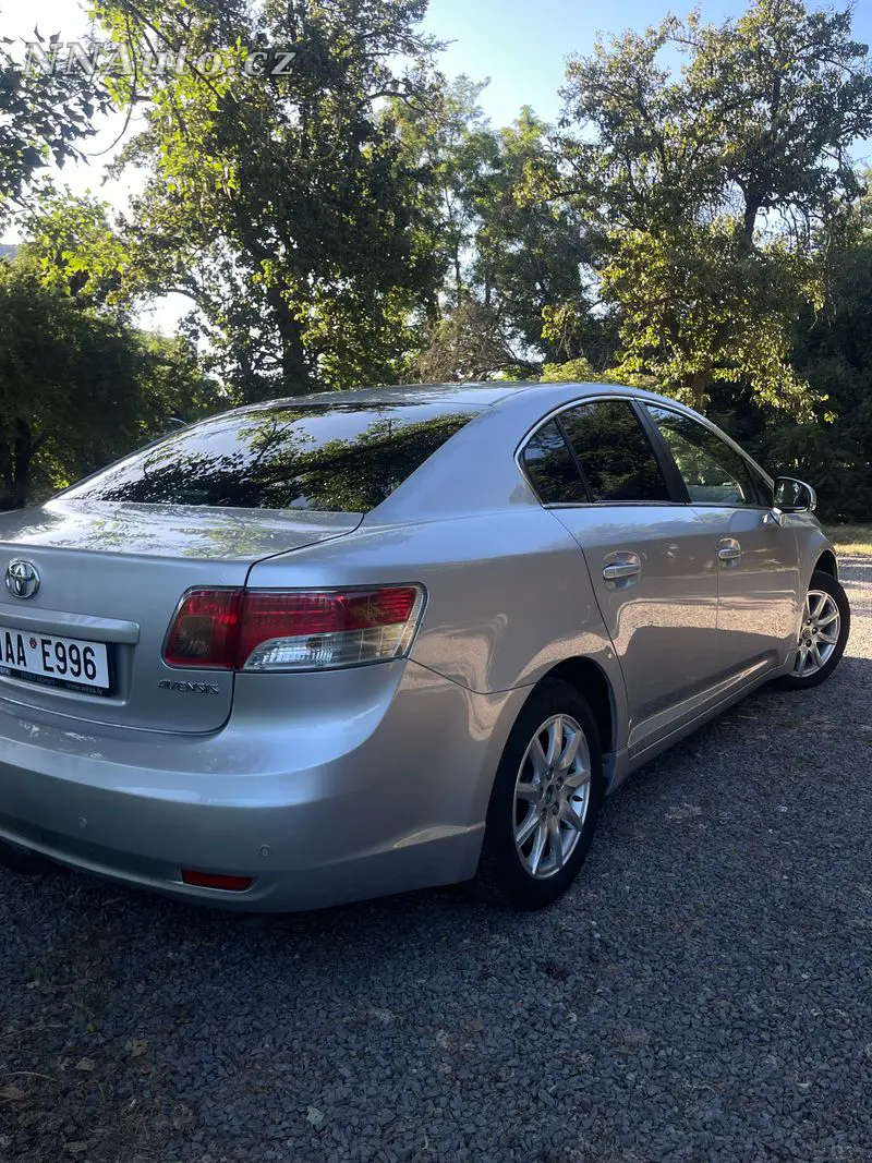 Toyota Avensis – foto 5