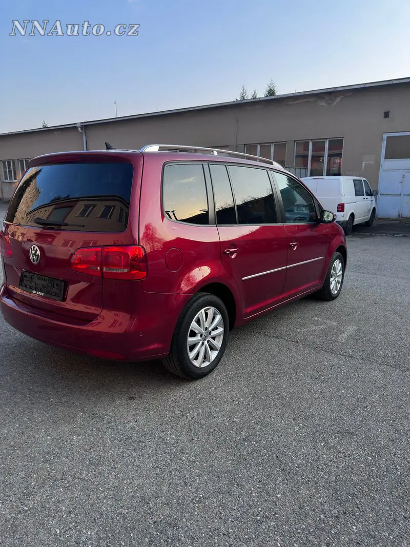 Volkswagen Touran – foto 5