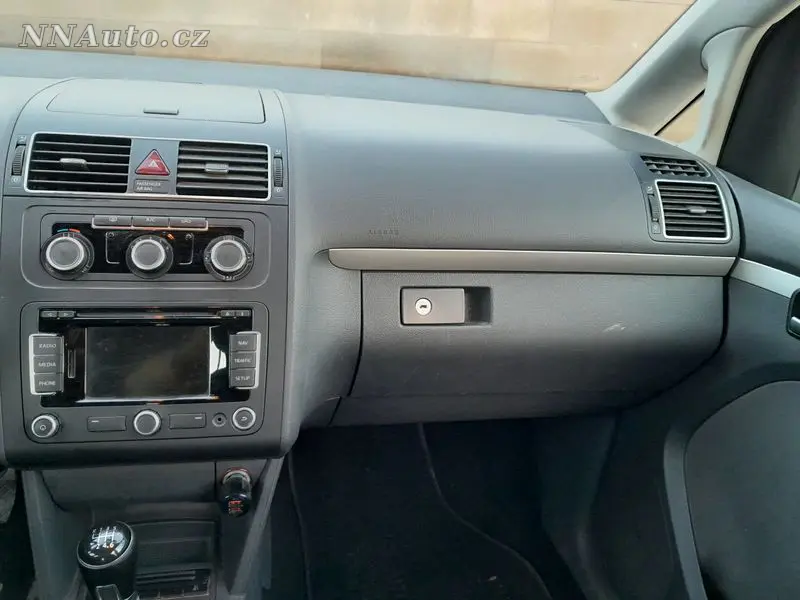 Volkswagen Touran – foto 10