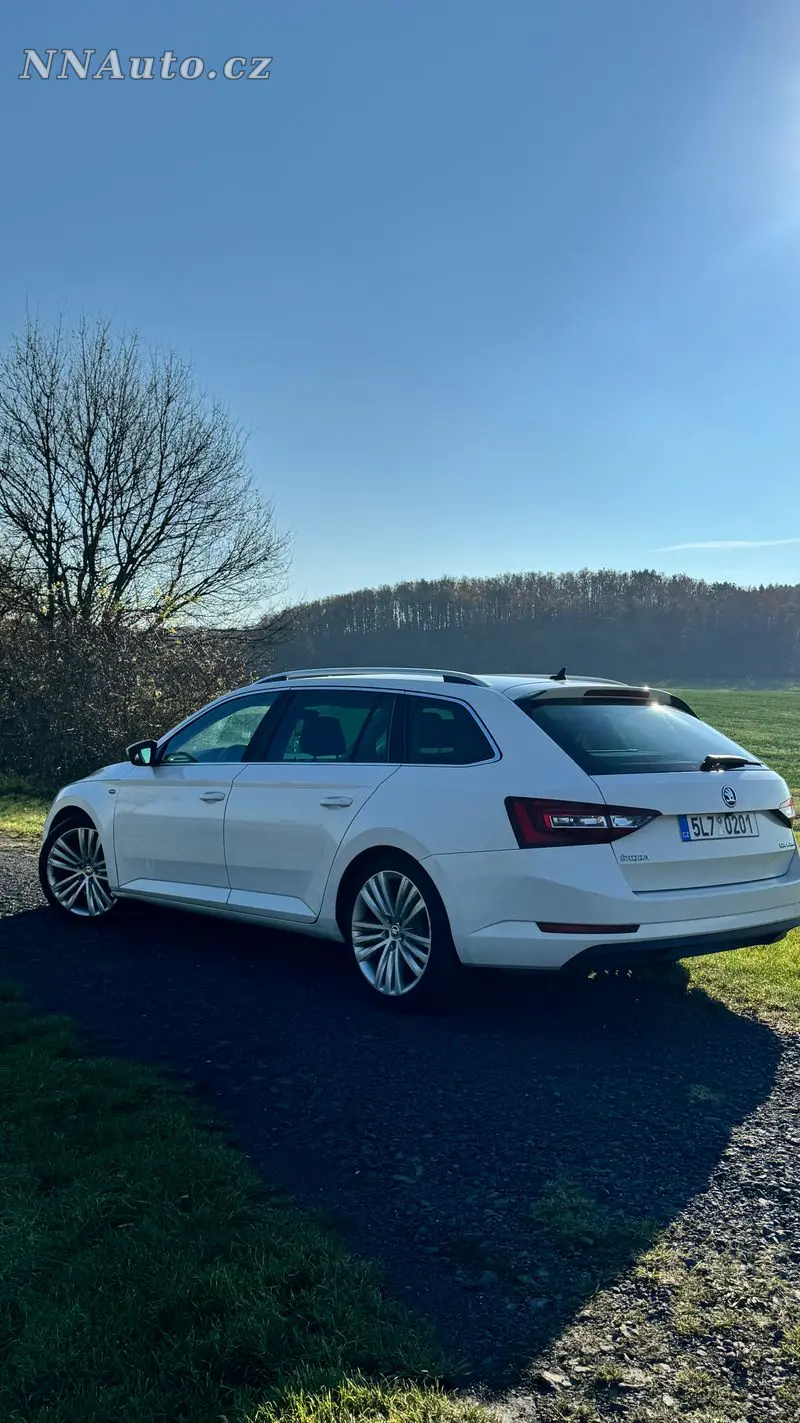 Skoda Superb – foto 8