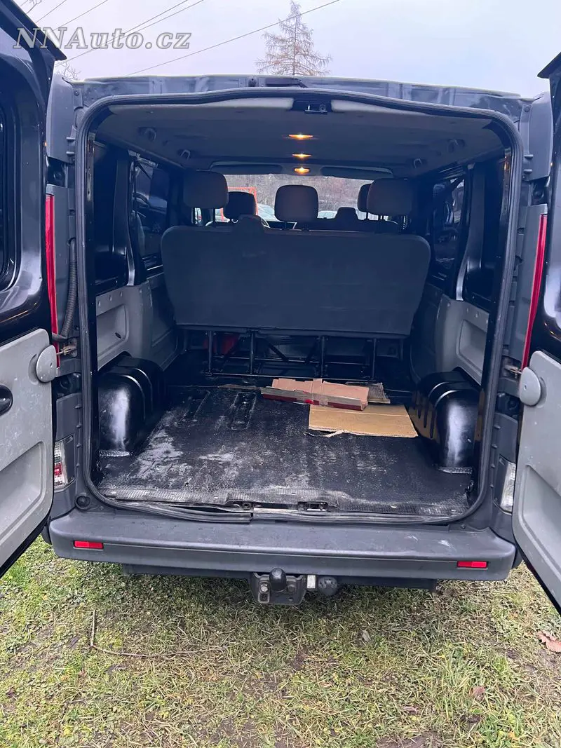 Opel Vivaro – foto 9