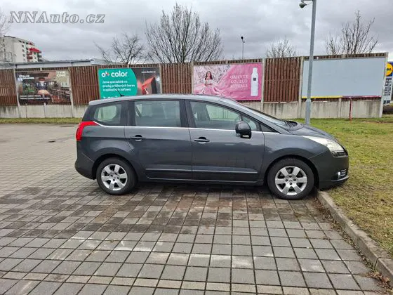 Peugeot 5008 2012 na prodej – hlavní fotografie