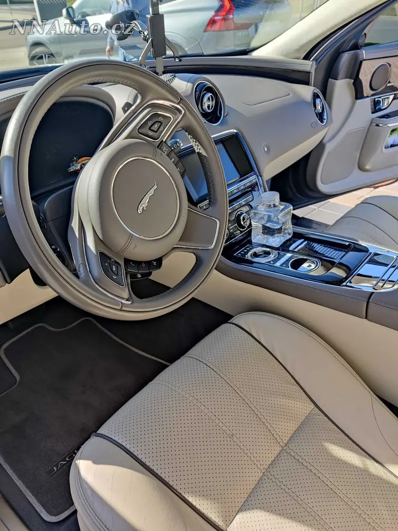 Jaguar Xj – foto 9