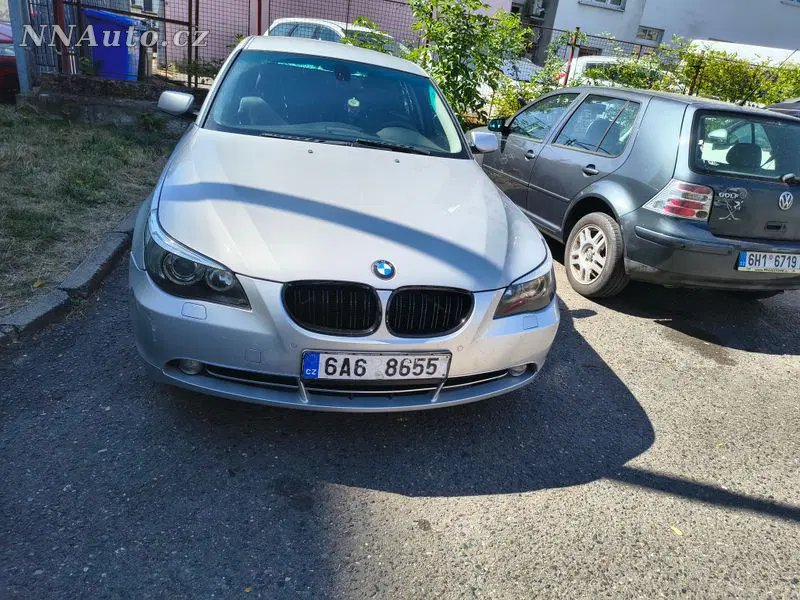 BMW 5 Series 2006 – fotografie vozu
