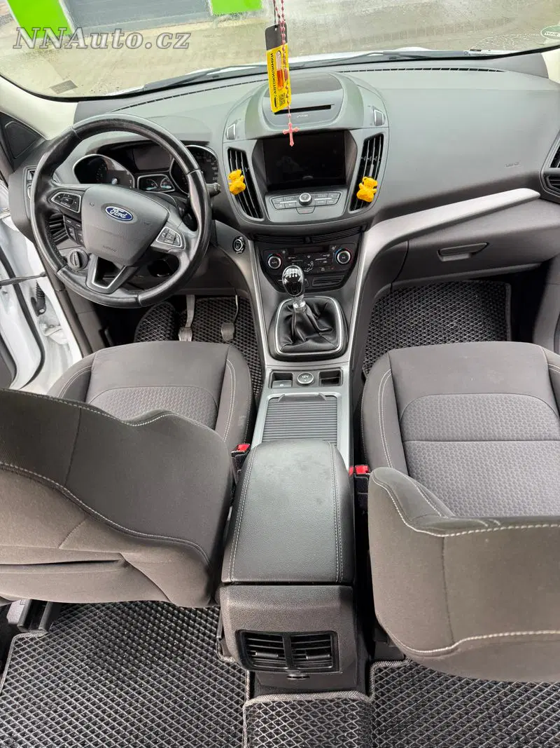 Ford Kuga 2018 – fotografie vozu