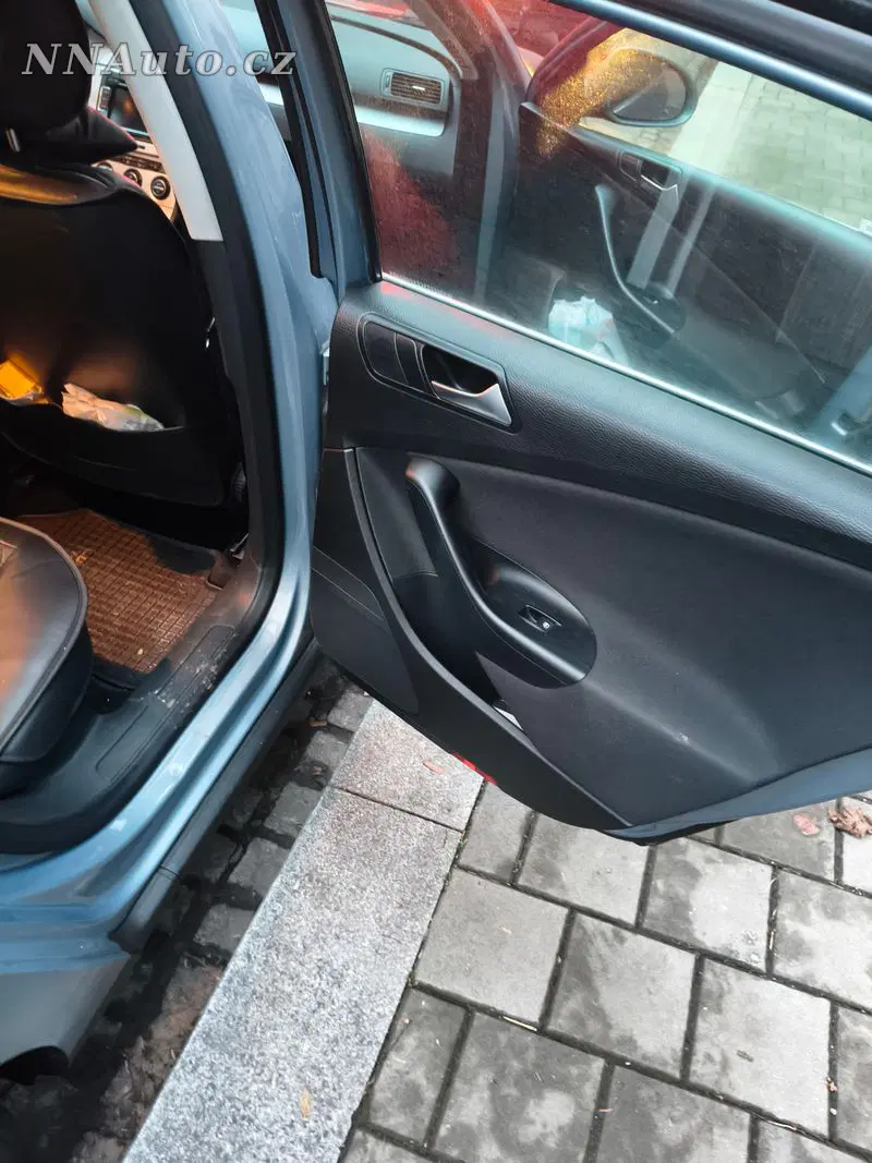 Volkswagen Passat 2009 – fotografie vozu