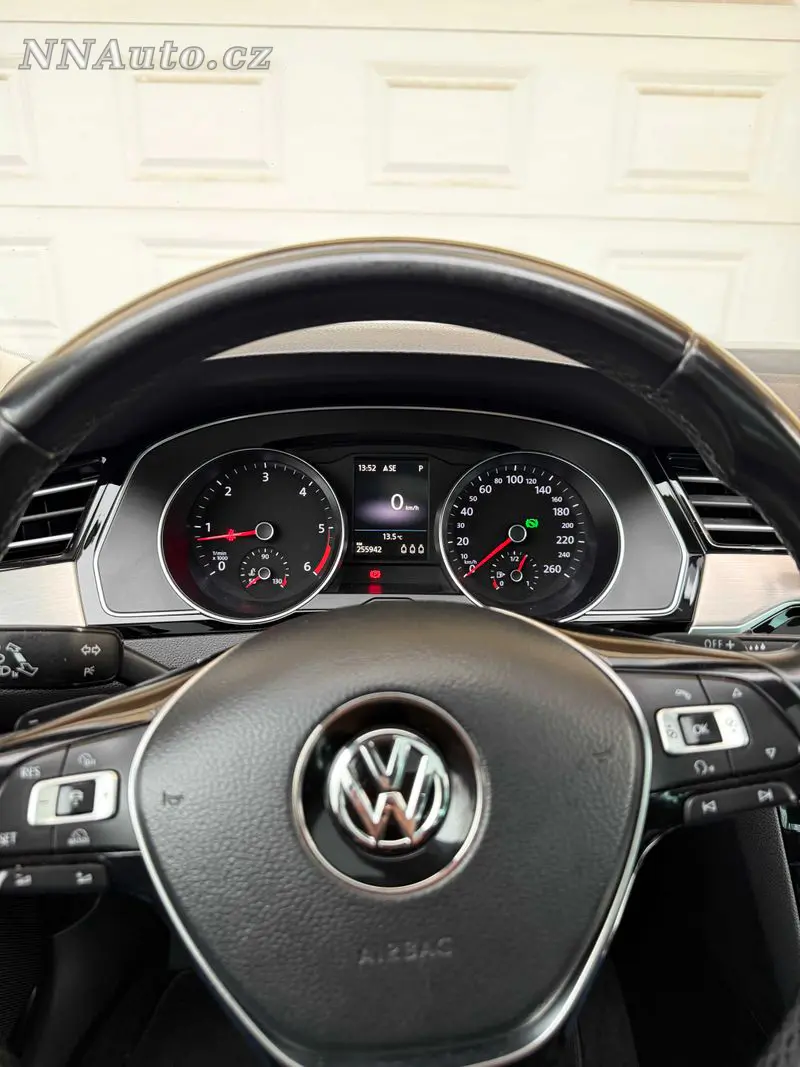 Volkswagen Passat – foto 7