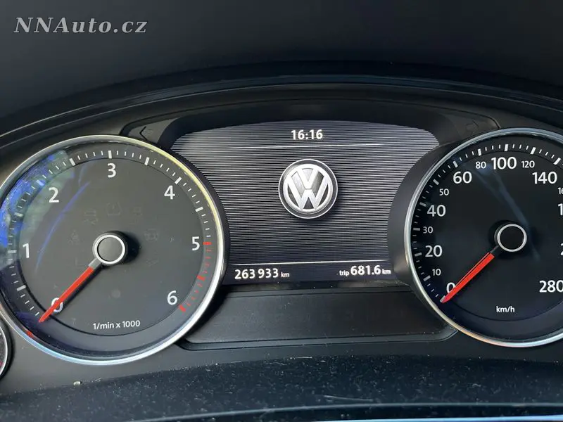 Volkswagen Touareg – foto 5