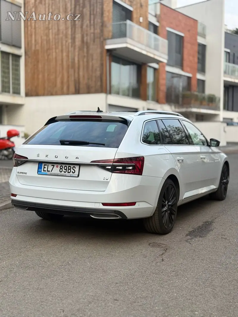 Skoda Superb – foto 9